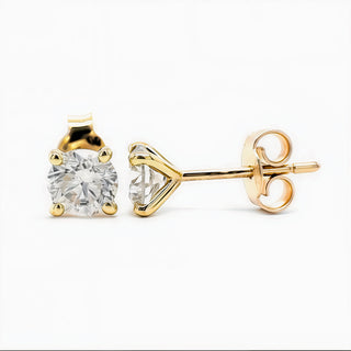 Strahlende Harmonie – 14K Gelbgold-Ohrstecker mit 1,06 ct Diamanten im Brillantschliff
