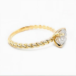 Ewiger Glanz – 14K Gelbgold-Ring mit 1,03 ct Diamant im Brillantschliff