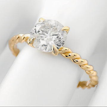 Ewiger Glanz – 14K Gelbgold-Ring mit 1,03 ct Diamant im Brillantschliff
